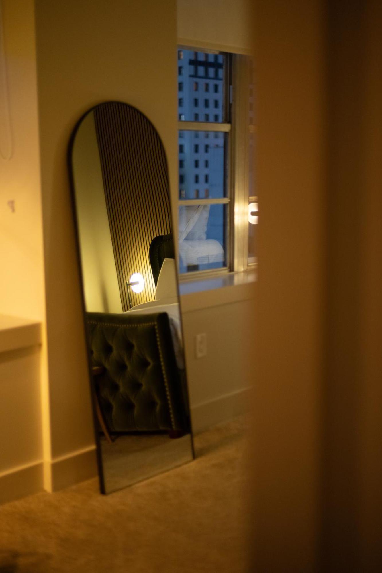 Luxury 2-Bedroom Condo Steps Away From The French Quarter New Orleans Eksteriør billede